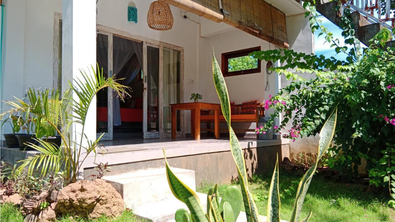 Black Sand Hostel Amed Exteriör bild