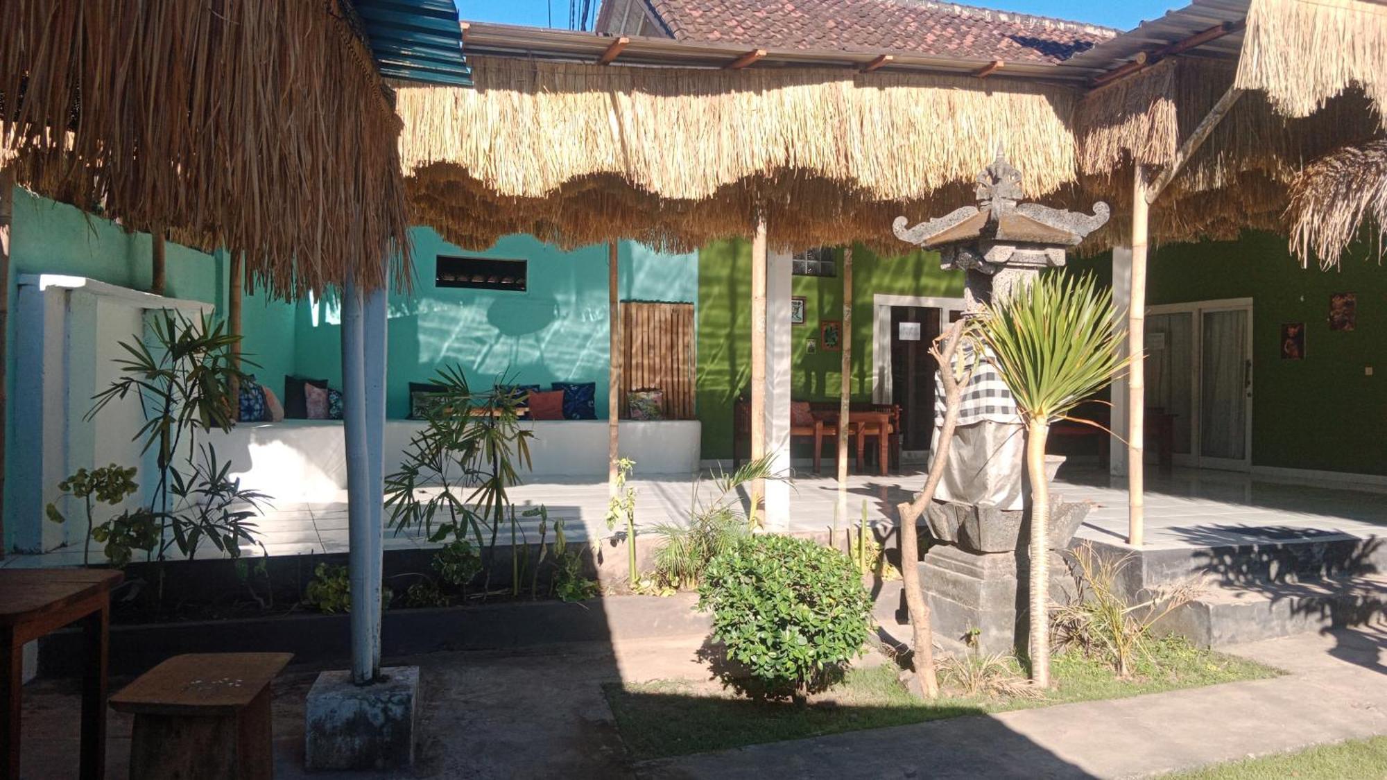 Black Sand Hostel Amed Exteriör bild